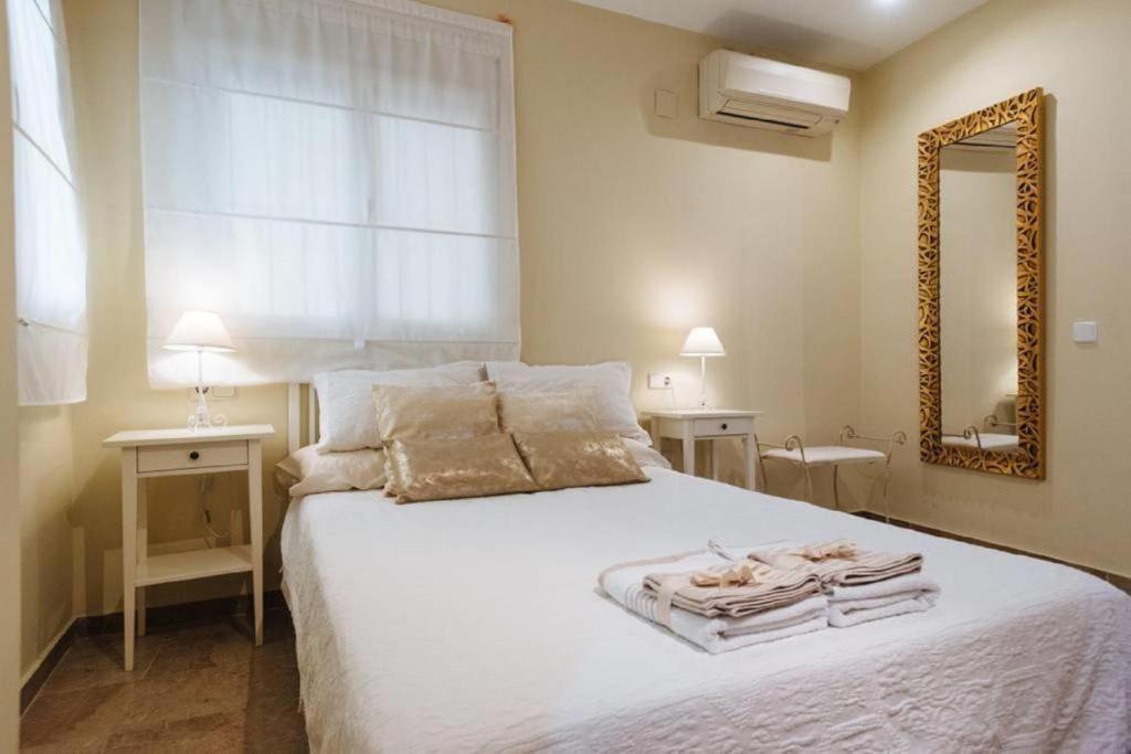 San Lorenzo Luxury Suites Séville Extérieur photo